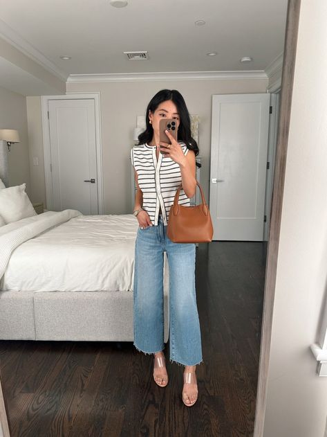 madewell perfect vintage wide leg jeans altoona wash striped vest Madewell 90s Straight Jeans Outfits, Wide Leg Jeans Petite, Madewell Wide Leg Jeans, Vintage Wide Leg Jeans, Madewell Outfits, Straight Jeans Outfit, Caribbean Outfits, Strappy Flat Sandals, Wide Leg Jeans Outfit