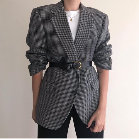 Blazer outfit #fashion Grey Blazer Outfit Work, Grey Blazer Outfit Women, Check Blazer Outfit Women, Wool Blazer Outfit Women, Checked Blazer Outfit, Houndstooth Blazer Outfit, Oversize Blazer Outfit, Grey Blazer Outfit, Vintage Houndstooth