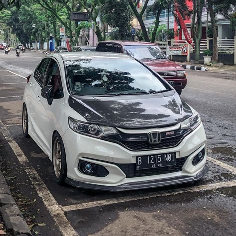 Honda Jazz Gk5, Engine Table, Honda Fit Jazz, Honda Pcx, Image Swag, Honda Jazz, Apa Aja, Honda Fit, Car Logos