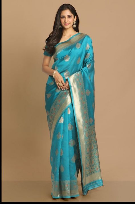 Broad Border Saree, Wedding Wear Saree, Blue Silk Saree, Salwar Dress, Dress Salwar Kameez, Border Saree, Half Sleeve Blouse, Lehenga Collection, Banarasi Silk Saree