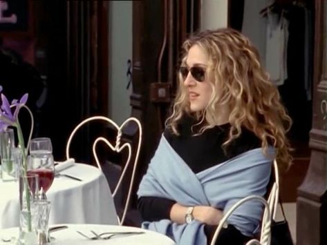 Carrie Bradshaw Hair, Miranda Hobbes, Estilo Rachel Green, Carrie Bradshaw Outfits, City Outfits, Sarah Jessica, Sarah Jessica Parker, Carrie Bradshaw, Menswear Inspired