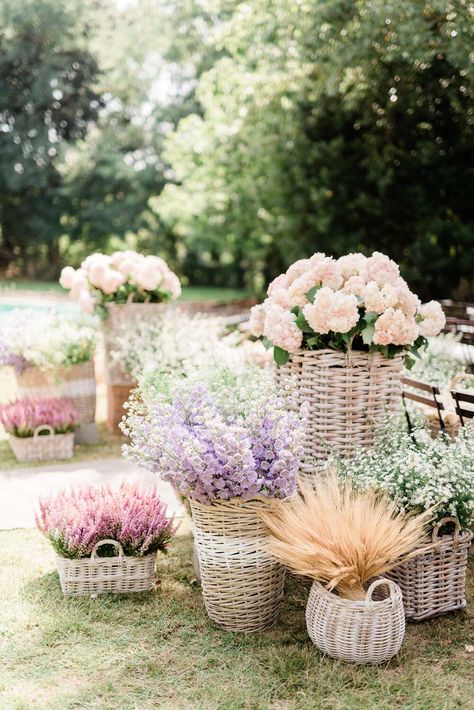 various sized wicker baskets holding pastel florals Spring Event Ideas, Secret Garden Parties, Garden Wedding Reception, Garden Venue, New Aesthetic, Garden Spring, Flower Bar, Floral Baskets, Bridal Shower Welcome Sign