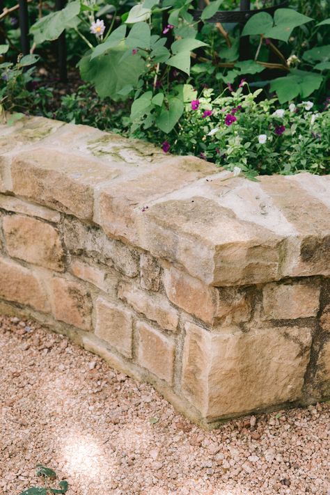 Garden Stone Wall Ideas, Limestone Garden Bed, Raised Stone Garden Beds, Stone Raised Garden Beds, Stone Garden Beds, Raised Bed Kitchen Garden, Rooted Garden, Stone Garden Wall, Brick Raised Garden Beds