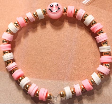 Cute Bracelet Inspo Clay Beads, Clay Bead Bracelet Ideas Preppy Spring, Soco Bracelets, Clay Bead Bracelet Ideas Pink And White, Clay Bead Inspo Preppy, Coquette Clay Bead Bracelets, Cute Pink Clay Bead Bracelets, Pretty Clay Bead Bracelet Ideas, Pink Clay Bead Bracelet Ideas