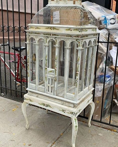 Large Birdcage Decor Ideas, Large Bird Cage Decor Ideas, Antique Bird Cage Decor Ideas, Victorian Bird Cage, Vintage Bird Cage Decor, Big Bird Cage, Birdcage Decor, Bird Cages For Sale, Cage Decor