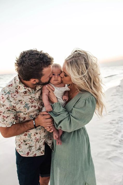 FAMILY BEACH PHOTOS Newborn Beach Photography, Beach Babymoon, Family Beach Pictures Poses, Baby Beach Pictures, Family Beach Pictures Outfits, Baby Beach Photos, Beach Photoshoot Family, Beach Picture Outfits, Family Beach Session