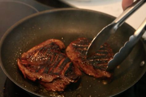 A Venison Heart Recipe That Should Be in Every Hunter's Cookbook Venison Heart Recipes How To Cook, Deer Heart Recipes How To Cook, Venison Heart Recipes, Deer Heart Recipes, Deer Heart Recipe, Outdoor Television, Hunting Recipes, How To Cook Venison, Deer Heart