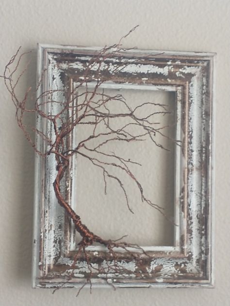 Twig Art Diy Tree Branches Boho, Tree Branch Decor Diy, Tree Branch Wall Art, Tree Branch Wall Decor, Twig Crafts, Tree Branch Decor, Driftwood Frame, Tree Branch Wall, Twig Art