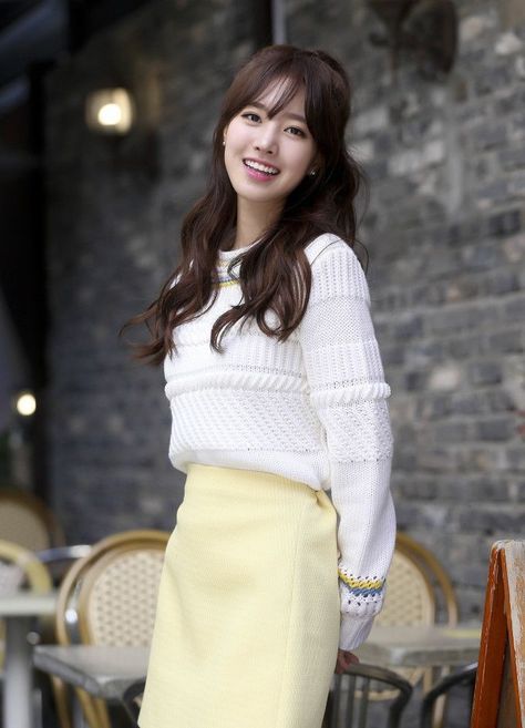 Jin Se Yeon, Singer Fashion, Shirred Dress, Female Actresses, Korean Actresses, I Love Girls, Korean Beauty, Ulzzang Girl, Korean Girl