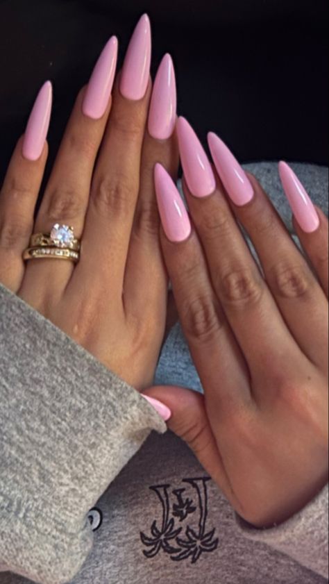 Long Pink Nails, Almond Nails Pink, Pink Tip Nails, Matte Pink Nails, Long Almond Nails, Multicolored Nails, Wow Nails, Hippie Nails, Sassy Nails