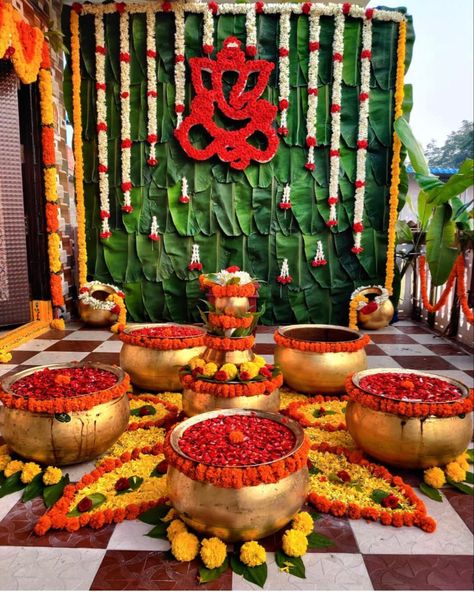 Home Haldi Decor, Haldi Decor At Home, Haldi Decoration Ideas Backdrops, Haldi Background Decoration, Decoration Ideas Haldi, Haldi Background, Haldi Decoration Ideas At Home, Haldi Backdrop, Mangala Snanam