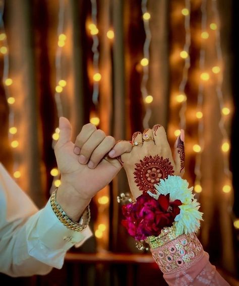 Girly Dp, Engagement Mehndi Designs, Bride Photography Poses, Couple Hands, Wedding Crafts Diy, Cute Muslim Couples, Wedding Couple Poses, Mehndi Designs For Beginners, Classy Photography