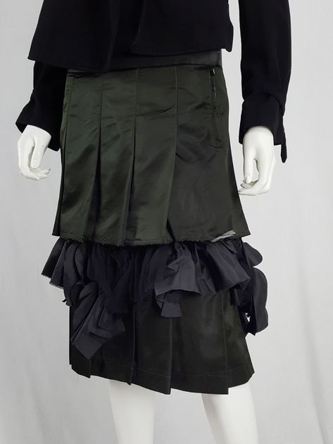 Archive Clothing, Layered Pleated Skirt, Japanese Fashion Designers, Pleats Skirt, Comme Des Garcons Black, Mesh Fashion, Black Pleated Skirt, Pleated Shirt, Layering Outfits