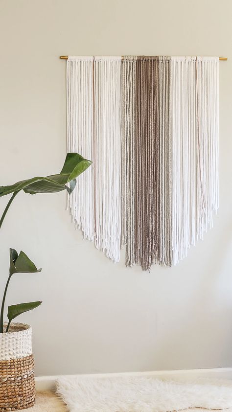 Tapestry Tutorial, Diy Home Decor For Apartments, Pola Macrame, Kura Bed, Diy Decoracion, Yarn Wall Art, Diy Boho Decor, Diy Wand, Yarn Wall