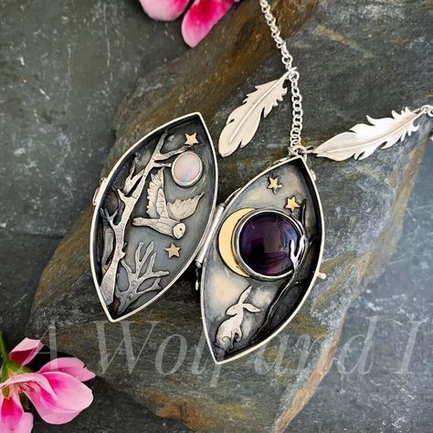 Precious Metal Clay Jewelry, Silversmithing Jewelry, Silver Metal Clay, Sentimental Jewellery, Silversmith Jewellery, Metalsmithing Jewelry, Metal Clay Jewelry, Magical Jewelry, A Wolf