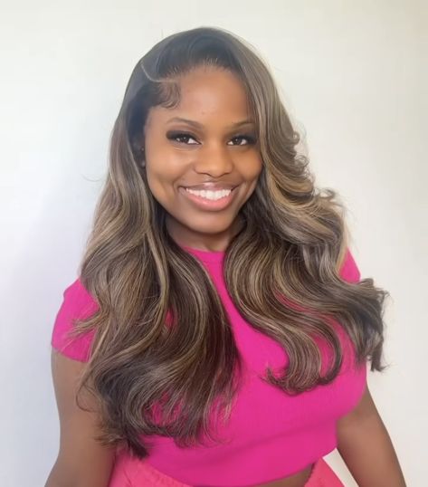 Dream Hairstyles, Air Style, Sew In Hairstyles, Brunette Hair With Highlights, Hair Streaks, Birthday Hair, Pretty Hair Color, Black Femininity, Colored Wigs