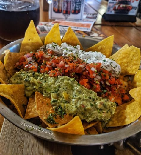 Sunny Side Up on Instagram: “Classic nachos @ Rocomamas, Pune. Crispy nacho chips served with sour cream, salsa and guacamole. 😋😋😋😋😋😋 ₹ 359/- plus taxes . . Follow…” Nachos And Guacamole, Chips And Salsa Party, Chips And Guacamole Aesthetic, Chips And Salsa Aesthetic, Aesthetic Nachos, Nachos Chips Recipe, Nachos Aesthetic, Nachos And Salsa, Forever Interrupted