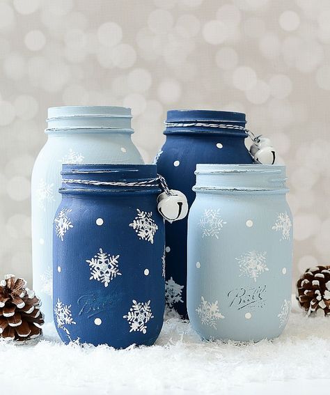 Snowflake mason jars. Stamped mason jars. Painted mason jars with snowflake stamped design. Includes tutorial and picture instructions. Mason Jar Christmas Crafts, Christmas Mason Jars Diy, Crafts Love, Mason Jar Projects, Snowflake Craft, Snow Flakes Diy, Blue Mason Jars, Diy Jar Crafts, Mason Jar Crafts Diy