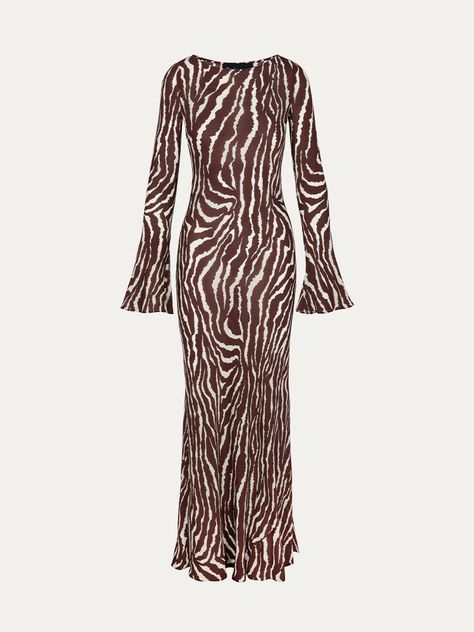 What to Wear to a Restaurant, According to Fashion People | Who What Wear UK Aesthetic Long Dress, Long Sleeve Chiffon Maxi Dress, Gia Dress, Dress Streetwear, Fall Maxi, Fab Dress, Maxi Dresses Fall, Zebra Dress, 2000s Aesthetic