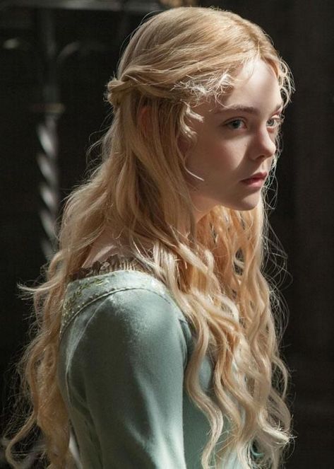 Regulus Black, All The Young Dudes, Harry Potter Marauders, Long Blonde, Chloe Grace, Elle Fanning, Long Blonde Hair, Maze Runner, 인물 사진