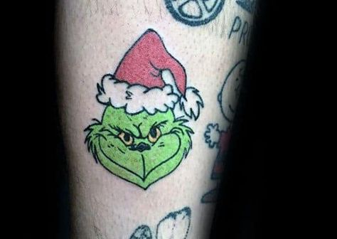 30 Grinch Tattoos For Men - Dr Seuss Design Ideas Grinch Tattoo, Borboleta Tattoo, Watercolor Bird Tattoo, Friday The 13th Tattoo, Airbrush Shirts, All Black Tattoos, Guys Tattoos, Stitch Tattoo, Oscars After Party