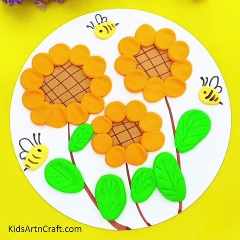 Pretty Clay Sunflower Garden Craft Step by Step Tutorial For Kids Check more at https://www.kidsartncraft.com/clay-sunflower-garden-craft-tutorial/ Clay Sunflower, Sunflower Garden, Modeling Clay, Craft Tutorial, Garden Crafts, Art Class, Kids Crafts, Art Classes, Clay Crafts