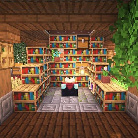 Minecraft Interior Design Enchantment Room, Minecraft Mountain House Ideas Interior, Cool Enchanting Room Minecraft, Minecraft Storage Area Ideas, Minecraft Interior Ideas Survival, Enchanting Table Room Minecraft Design, Small Enchanting Room Minecraft, Enchant Room Ideas Minecraft, Minecraft Small Library Ideas