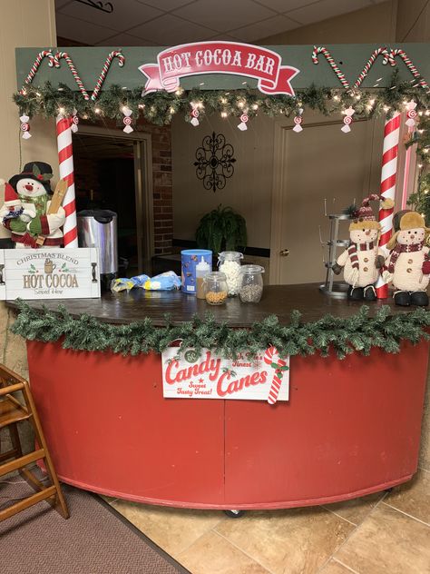 Hot Cocoa Stand Ideas, Christmas Cafeteria Decorations, Christmas Cafe, Coco Bar, Hot Cocoa Stand, Activities Director, Winter Dance, Hot Coco, Hot Cocoa Bar