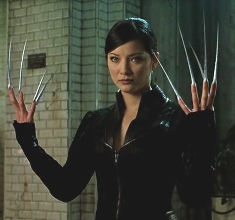 N°11 - Kelly Hu as Yuriko Oyama / Lady Deathstrike - X-Men 2 United by Bryan Singer - 2003 Xmen Characters, Lady Deathstrike, Xmen Movie, Kelly Hu, Drawing Superheroes, Covered Pretzels, Marvel Daredevil, Ethereal Makeup, Fiction Movies