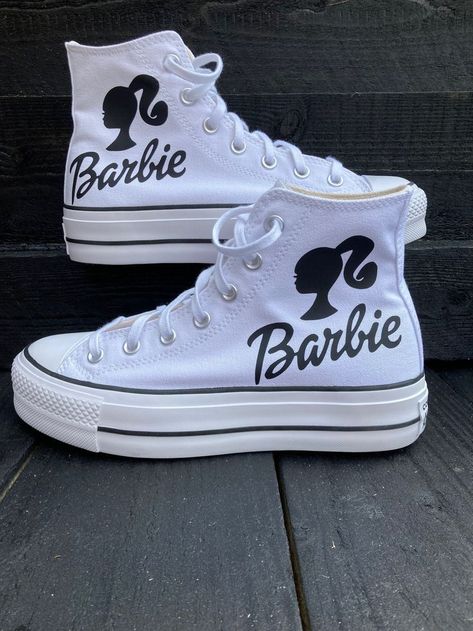 Barbie Tennis Shoes, Custom Barbie Shoes, Barbie Custom Shoes, Barbie Shoes For Women, Barbie Converse, Preppy Influencer, Barbie Pink Shoes, Girl Hacks, Shoe Painting