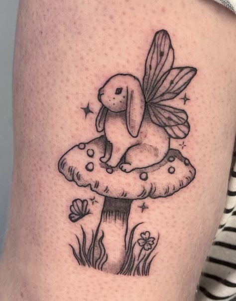 Bunny And Mushroom Tattoo, Bee And Mushroom Tattoo, Fairycore Aesthetic Tattoo, Dainty Cottagecore Tattoo, Mushroom Teacup Tattoo, Fairy Core Tattoo Ideas, Fairy Animal Tattoo, Fairy Garden Tattoo Ideas, Thumbelina Tattoo