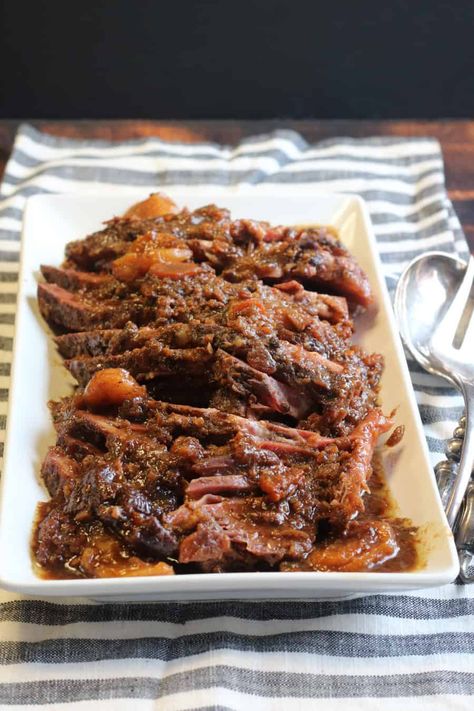 Jewish Brisket Recipes, Jewish Brisket, Beef Brisket Recipe, How To Cook Brisket, Jewish Holiday Recipes, Brisket Recipe, Beef Brisket Recipes, Brisket Recipes, Chicken Steak