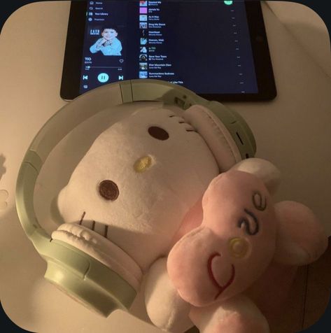 Stuffed Animal With Headphones, Hello Kitty Wearing Headphones, Hello Kitty Stuffed Animal, Kitty Stuffed Animal, Wearing Headphones, Hello Kitty Themes, Kitty Plush, Hello Kitty Plush, Hello Kitty Wallpaper