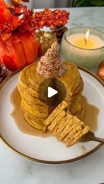 sunny yue on Instagram: "Pumpkin Pancakes (inspired by gilmore girls)🎃🥞

these soft and warm pumpkin pancakes are the perfect way to start off fall🤩 I topped it off with homemade cinnamon butter 🍂

Recipe: 
1/2 cup pumpkin puree
2 eggs
1 tsp vanilla extract
1 cup milk
2 tbsp butter melted

1 1/2 cups flour
1 tbsp baking powder
1 tsp pumpkin pie spice & cinnamon 

Method:
1. To a bowl, combine all the ingredients together 
2. Mix everything until fully combined
3. If you can, let that batter sit for 10 min
4. Cook the pancakes on a medium heat pan and flip when you see bubbles
5. Add whipped cream, maple syrup and other toppings 
6. enjoy!

______________
#pumpkinpancakes #pancakes #pumpkinrecipes #fallrecipes #gilmoregirls #fitrecipes #easysnack #healthyrecipe #baking #healthybreakfast Homemade Cinnamon Butter Recipe, Greek Yogurt Protein Pancakes, Yogurt Protein Pancakes, Pumpkin Greek Yogurt, Hungry Jack Pancakes, Gluten Free Pumpkin Pancakes, Pumpkin Pie Pancakes, Yogurt Protein, Greek Yogurt Pancakes