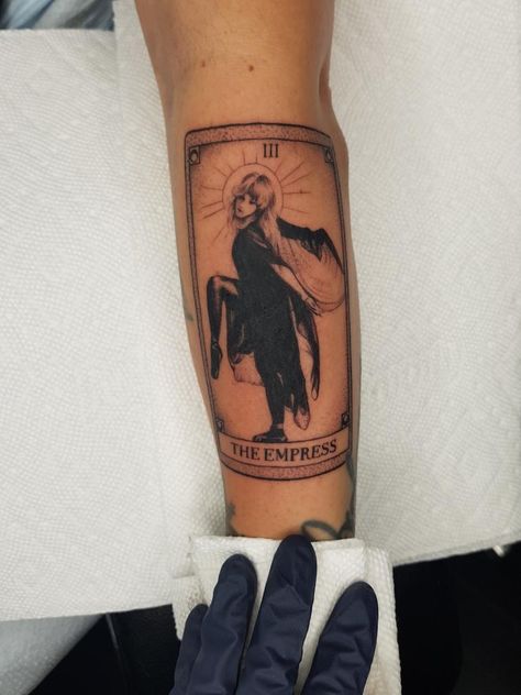 Stevie Nicks Tarot Card Tattoo, The Love Witch Tattoo, Gold Dust Woman Tattoo, Stevie Nicks Tattoo Ideas, Witchy Traditional Tattoo, Scarf Tattoo, Stevie Nicks Tattoo, 70s Tattoo, Fleetwood Mac Tattoo