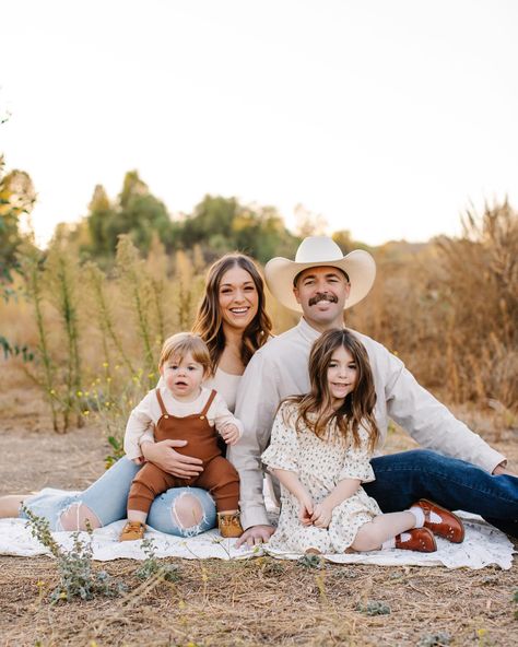 What family photo dreams are made of ✨ Thank you Curtis family for continuing to let me photograph your beauty family 🤍 #familyphotographer #orangecountyphotographer #laphotographer #fullertonphotographer #breaphotographer #lahabraphotographer #whittierphotographer #familyphotos #fallphotos #holidayphotos Country Family Photos, Farm Family Pictures, Photo Dream, Fall Photos, Family Farm, Holiday Photos, Family Pictures, Family Photo, Family Photographer