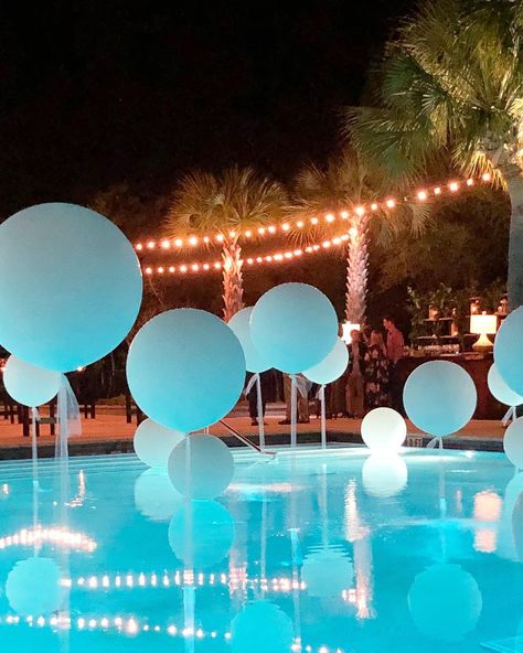 35 Birthday Decorations, Balloons Galore, Pool Wedding, Jumbo Balloons, Pool Party Decorations, Pool Birthday, Event Backdrop, Pool Birthday Party, Pool Decor