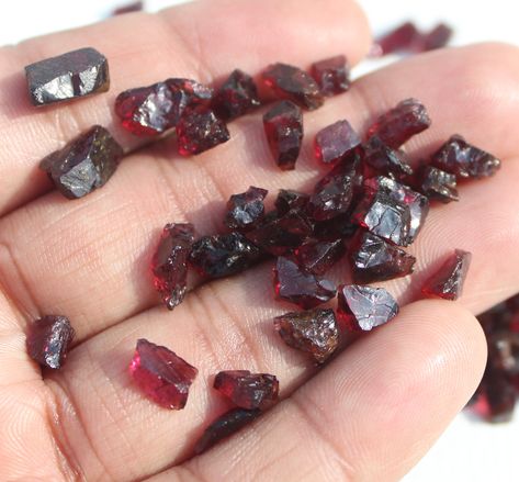 Rough Jewelry, Garnet Crystal, Multi Sapphire, Ruby Zoisite, Rough Gemstone, Garnet Gemstone, Raw Stone, Red Garnet, Natural Red