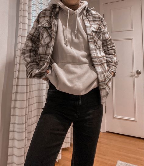 Hoodies And Flannel Outfits, Flannel Outfits Hoodie, Layered Outfit Inspiration, Plaid Shirt Layered Outfit, Flannels Over Hoodies, Flannel Under Sweatshirt, Brown Flannel Jacket Outfit, Winter Flannel Outfits Cold Weather, Warm Flannel Outfits