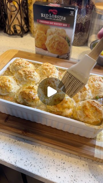 Michael Louis Cropanese on Instagram: "Chicken Pot Pie with a Twist. The twist… biscuits instead of pie crust. But not just any biscuits, those delicious savory cheddar bay biscuits from Red Lobster.  @redlobster 
#biscuits #potpie #chicken #chickenpotpie #redlobster #cheddarbiscuits" Chicken Pot Pie With Red Lobster Cheddar Bay Biscuits, Chicken Pot Pie Red Lobster, Pot Pie With Red Lobster Biscuits, Red Lobster Cheddar Bay Biscuits Pot Pie, Red Lobster Chicken Pot Pie, Red Lobster Biscuit Chicken Pot Pie, Cheddar Bay Biscuit Chicken Pot Pie, Red Lobster Cheddar Bay Biscuits Dinners, Muffin Chicken Pot Pie