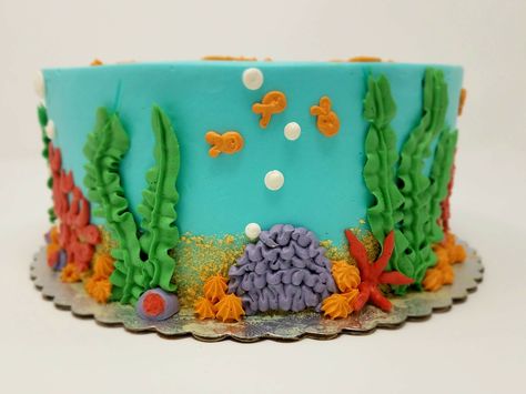 Water Themed Cake, Underwater Cake Ideas, Underwater Cake, Ocean Theme Birthday Cake, Underwater Theme Cake, Sea Cake, Ocean Theme Cake Kids, Underwater Birthday Cake, Undersea Cake Ocean Themes