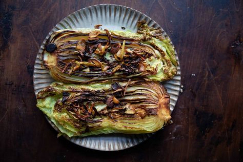 Charred Napa Cabbage with Fried Ginger and Garlic Fried Ginger, Napa Cabbage Recipes, Napa Cabbage Salad, Raw Cabbage, Cabbage Head, Vegetarian Cabbage, Napa Cabbage, Chinese Cabbage, Cabbage Salad