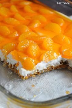 Mandarin Orange Pretzel Dessert - This classic dessert features a crunchy pretzel crust, a creamy center, and silky top with mandarin oranges and orange flavored gelatin. Perfect for a summer luncheon! Refrigerator Desserts, Jello Pretzel Salad, Pretzel Desserts, Fabulous Desserts, Heavenly Desserts, Orange Dessert, Jello Dessert Recipes, Peach Dessert Recipes, Strawberry Pretzel Salad