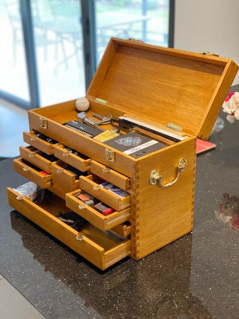 Fly Tying Desk, Wood Tool Box, Tool Storage Cabinets, Wooden Tool Boxes, Tool Storage Diy, Tool Cabinet, Tool Chest, Homemade Tools, Wood Tools