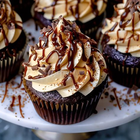 Chocolate Espresso Cupcakes with Salted Caramel Buttercream Salted Caramel Mocha Cupcakes, Salted Caramel Muffins, Chocolate Espresso Cupcakes, Espresso Cupcake, Espresso Buttercream, Espresso Cupcakes, Salted Caramel Buttercream, Brunch Foods, Whipped Icing