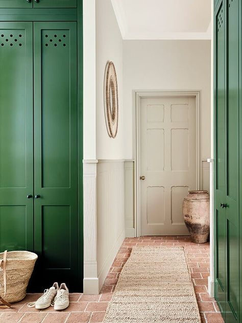 Compact rooms often provide an interior design challenge. Find out how you can use a combination of paint colours to embrace the small spaces in your home. Dark Brunswick Green, Brunswick Green, Interior Paint Finishes, Entry Remodel, Farmhouse Mantle Decor, British Paints, Bedroom Built In Wardrobe, Stone Paint, Greige Paint Colors