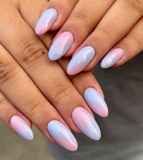 31 Fun Candy Nails - Ak Pal Kitchen Cotton Candy Gel Nails, Dip Nail Ideas Ombre, Blue Pink Ombre Nails, Candy Swirl Nails, Nails Cotton Candy, Nails Vegas, Candy Cane Nail Art, Candy Crush Nails, Nail Designs Toenails