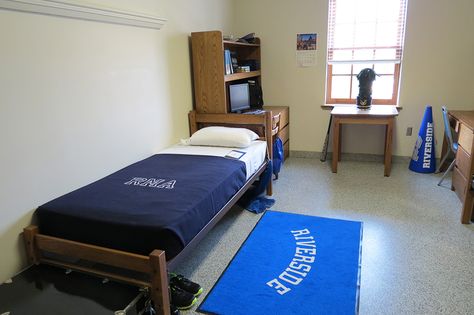 Barracks Room, Military Bedroom, Single Dorm Room, Safe Room, Military Academy, Story Of The World, Military Base, Desk Setup, New City