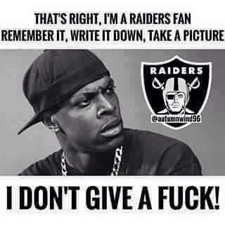 77 Likes, 6 Comments - Angelina (@queen.of.the.darkness) on Instagram: “#topofthemorning #raidernation #raiders #lasvegasraiders #oaklandraiders #raidersforlife…” Raiders Football Humor, Oakland Raiders Funny, Football Humor Nfl, Soccer Humor, Minion Funny, Football Humor, Wallpapers Funny, Texts Funny, Minions Funny Images