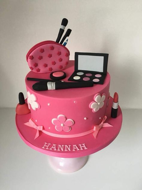 Makeup Birthday Cakes, 9th Birthday Cake, Birthday Cakes For Teens, School Cake, Girly Cakes, Make Up Cake, Pamper Party, Up Theme, Pretty Birthday Cakes